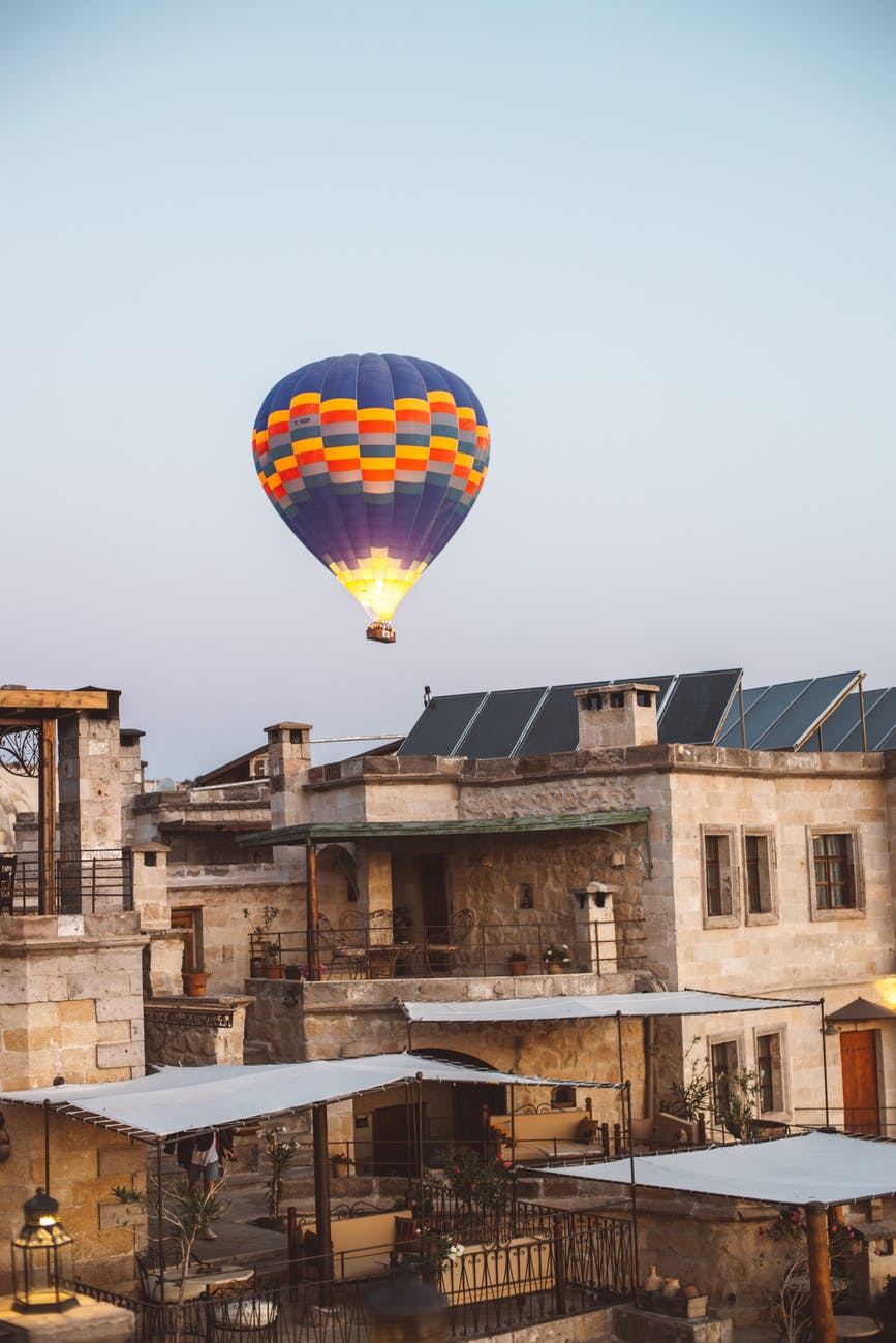 hot air balloon